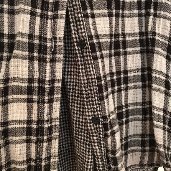 Flannel button down - Picture 4 of 4